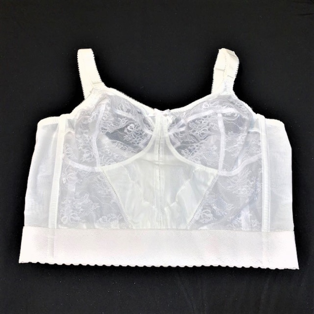 BALI 40C Full Coverage Bra - NWOT